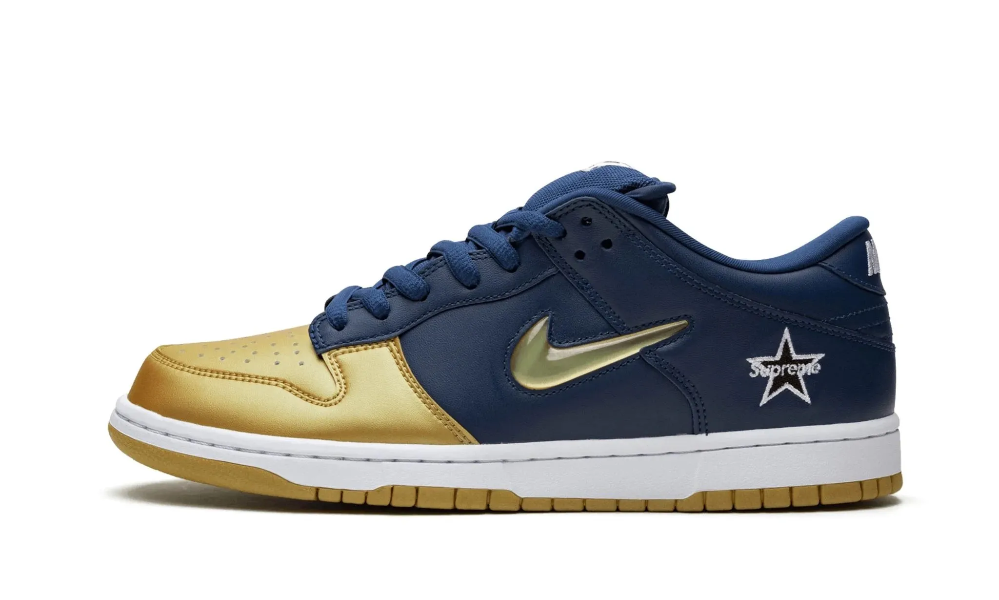 NIKE SB DUNK LOW SUPREME JEWEL SWOOSH GOLD