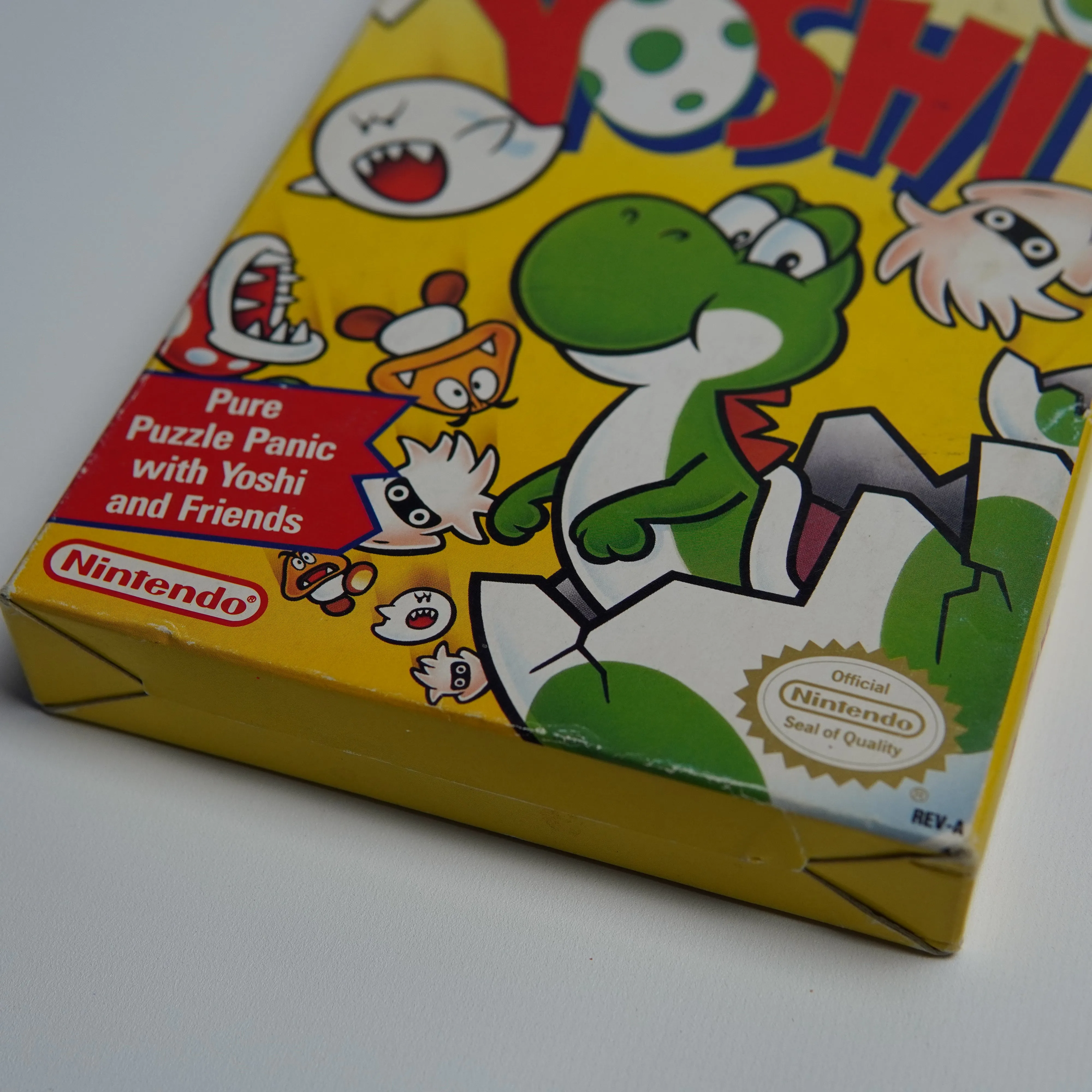 Yoshi - NES - Complete in Box